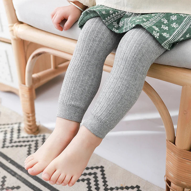 Des collants, Leggings confortable en coton solides adaptés aux bébés garçons et filles âgés de 0 à 3 ans.